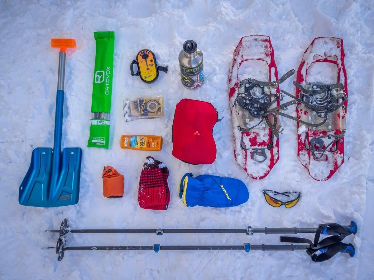 Schneeschuhtour-Ausrüstung | © DAV/Silvan Metz
