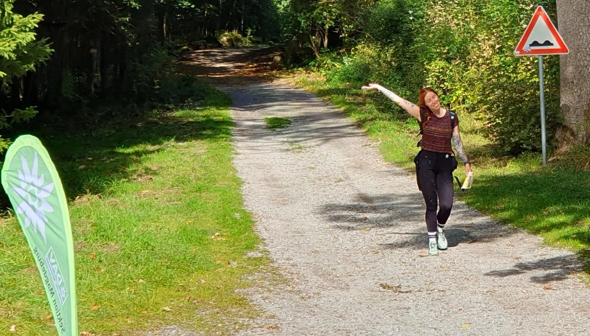 Anna beim Zieleinlauf | © 2025 Marcel Benecke
