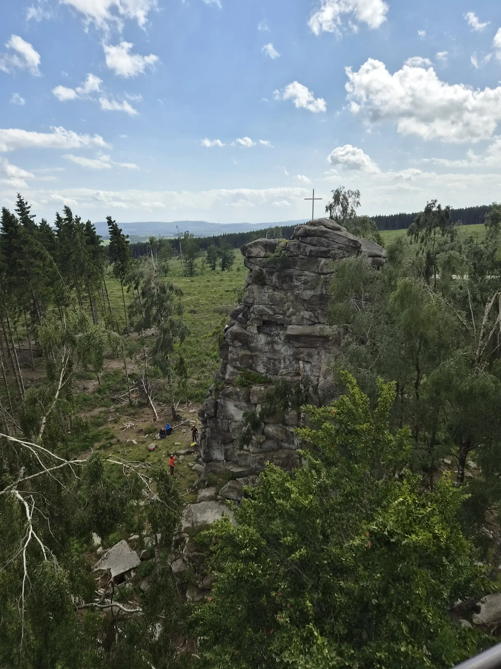 Blick von der Nördlichen auf die Südliche Schnarcherklippe | © Toni Beneke 2026