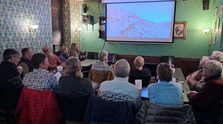 Bildervortrag beim DAV-Stammtisch im "Moonlight" | © Sektion Magdeburg 2024