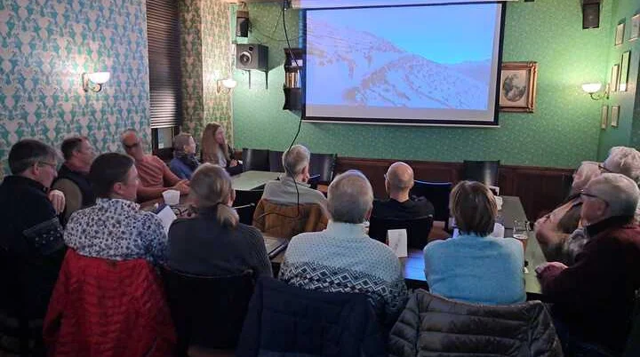 Bildervortrag beim DAV-Stammtisch im "Moonlight" | © Sektion Magdeburg 2024