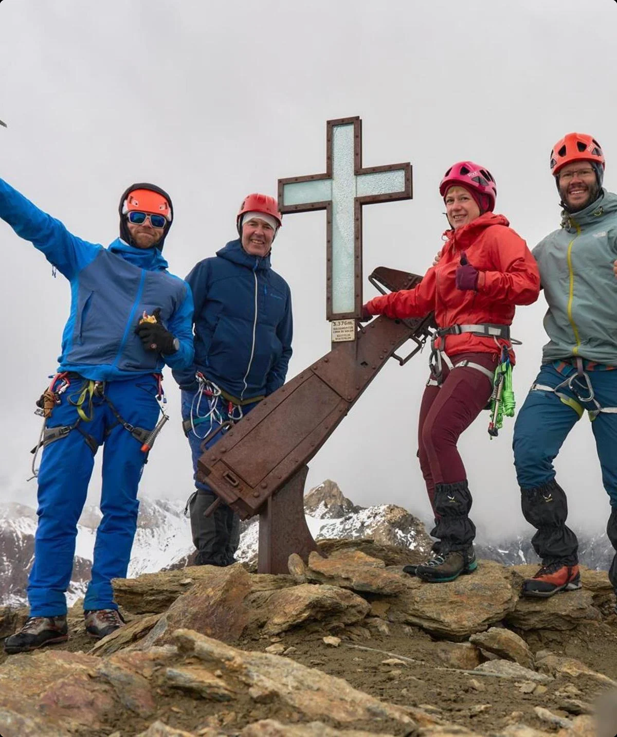 Überschreitung (hier am Gipfel) der Suldenspitze (3.376m) | © Alexander Goebel 2023
