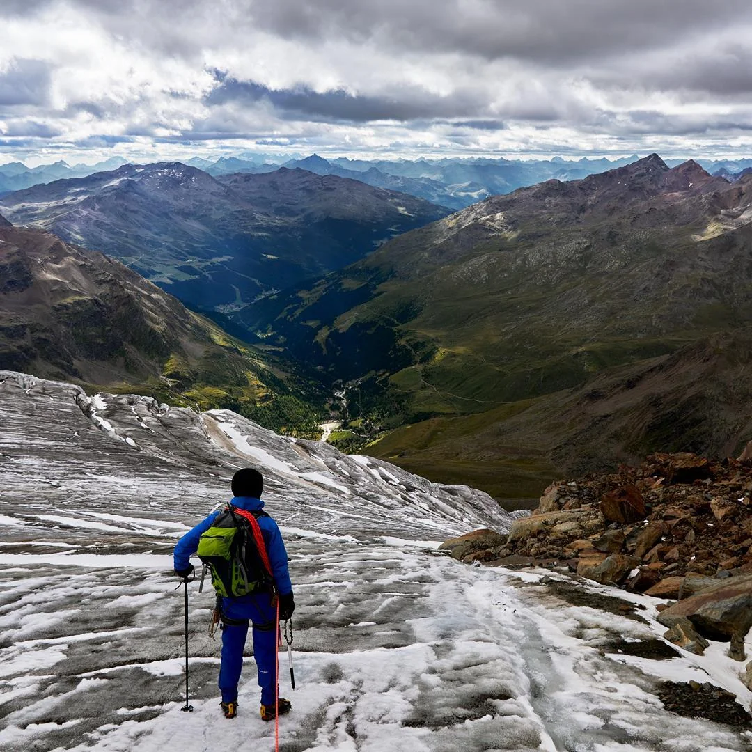Abstieg vom Palon de la Mare (3.703m): Talblick am Ghiacciaio dei Forni | © Alexander Goebel 2023