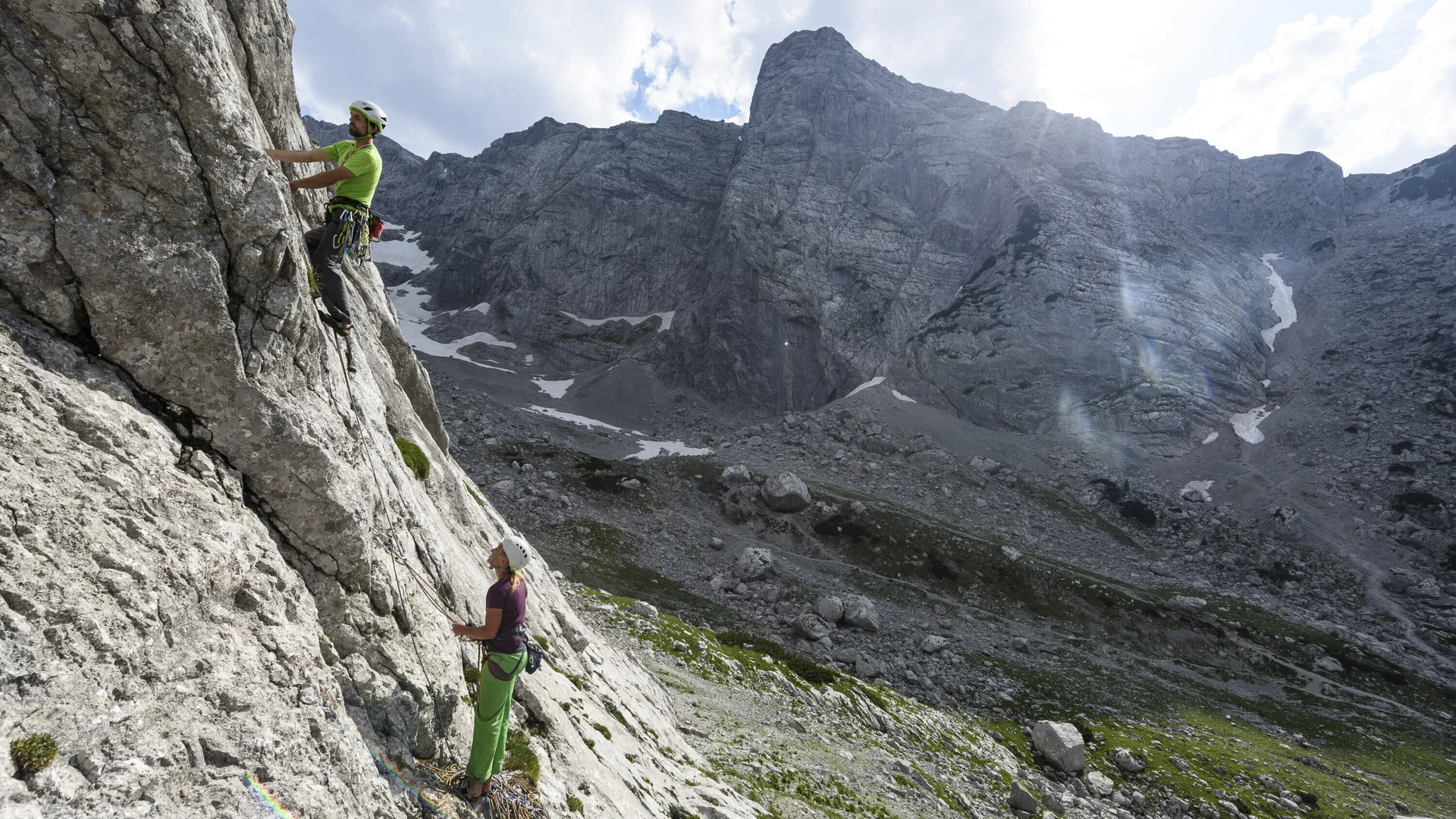 Outdoor-Klettern am Fels | © DAV/Wolfgang Ehn Outdoor-Klettern am Fels | © DAV/Wolfgang Ehn